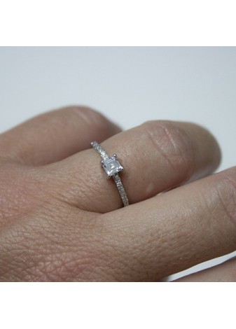 Anillo en plata Carr Blanca...