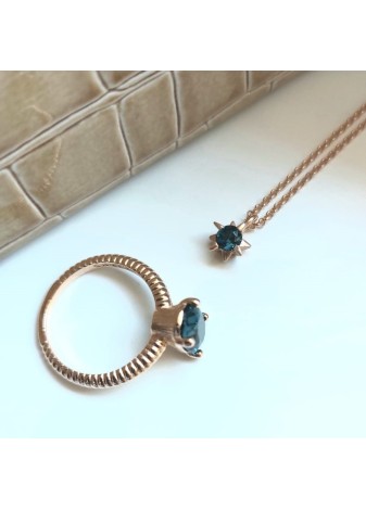 Anillo en Plata Abula Topacio Blue London Rose